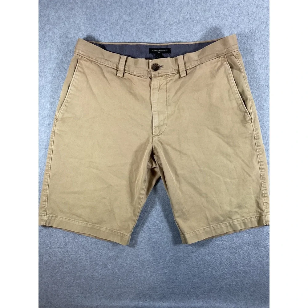 Banana Republic Aiden Slim Fit Chino Shorts Mens 31 Khaki Cotton 9 Inseam 1616